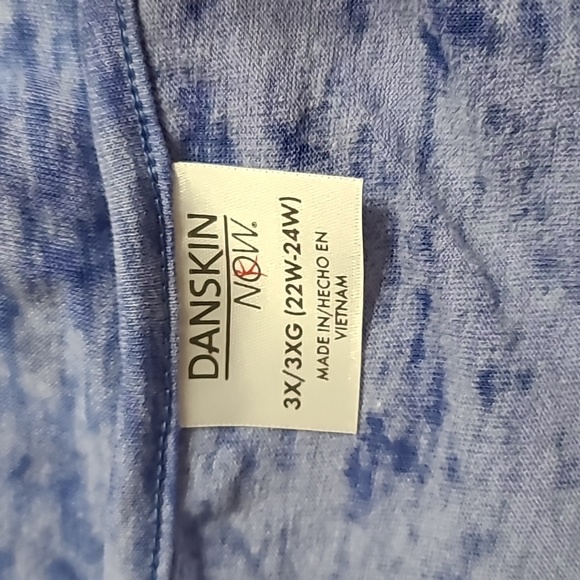 Tee - Picture 2 of 2